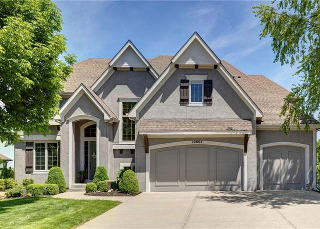 Property at 10804 W 169th St, Overland Park, KS 66221, 6 beds, 5 baths