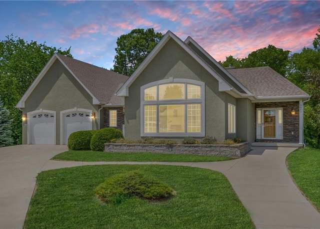 Property at 2602 N 100th Ter, Kansas City, KS 66109, 2 beds, 2.5 baths