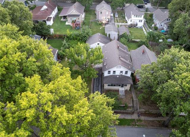 Property at 4512 Terrace St, Kansas City, MO 64111, 2 beds, 1.5 baths