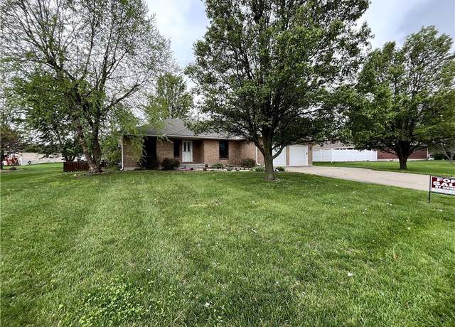 Property at 610 W Kirkpatrick St, Odessa, MO 64076, 3 beds, 3 baths