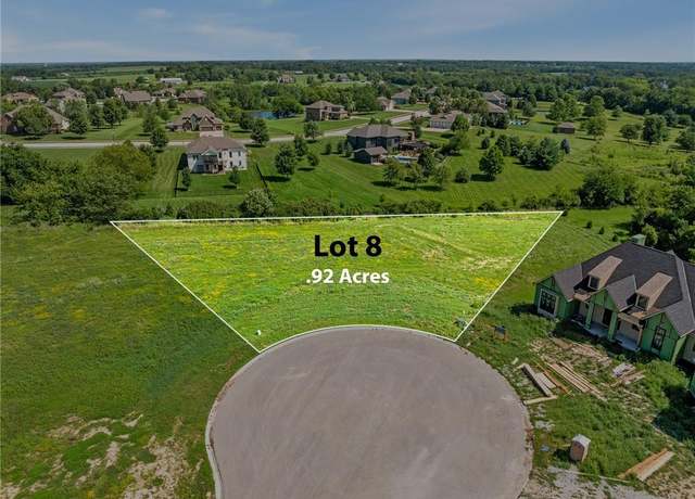 Property at 13324 Winner's Cir, Smithville, MO 64089