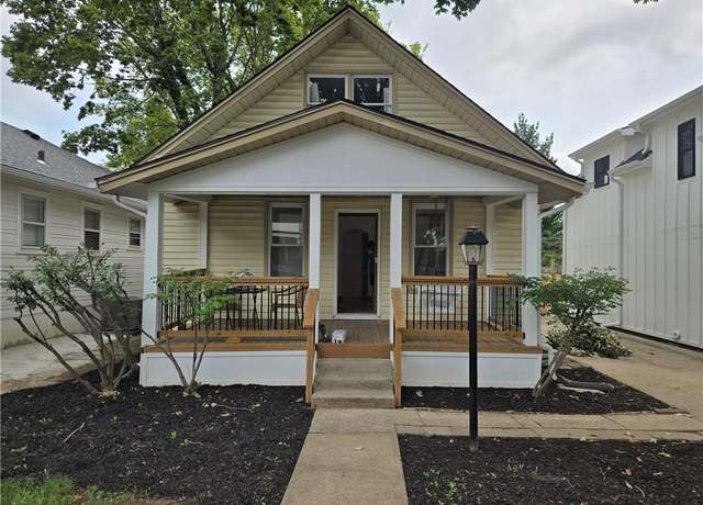 Property at 4703 Terrace St, Kansas City, MO 64112, 3 beds, 2 baths