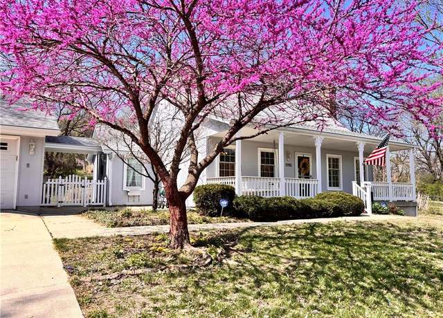Property at 1702 S Pollard Ave, Independence, MO 64055, 3 beds, 2 baths