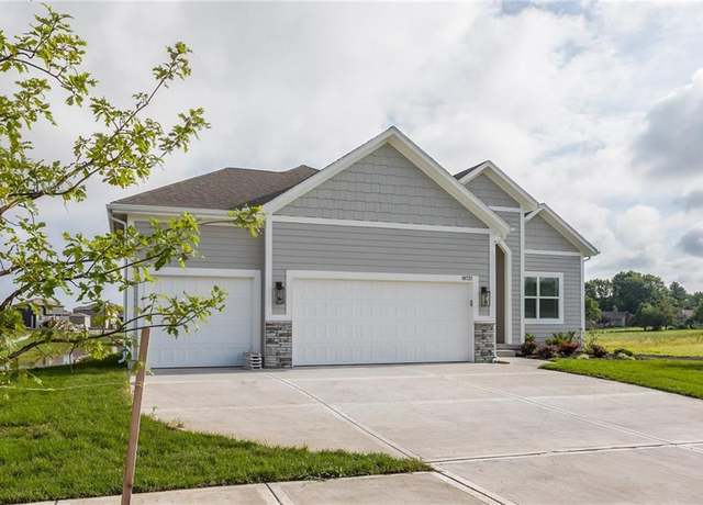 Property at 16960 S Mahaffie St, Olathe, KS 66062, 4 beds, 3 baths