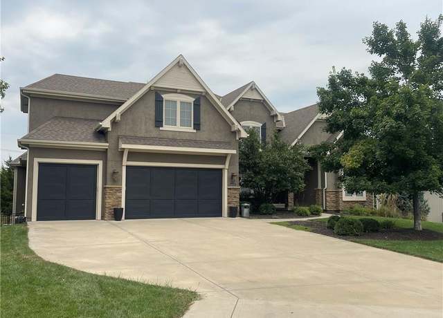 Property at 16125 Earnshaw St, Overland Park, KS 66221, 4 beds, 4.5 baths