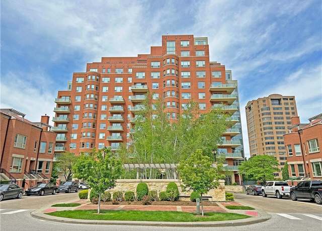 Property at 4950 Central St #102, Kansas City, MO 64112, 2 beds, 2 baths
