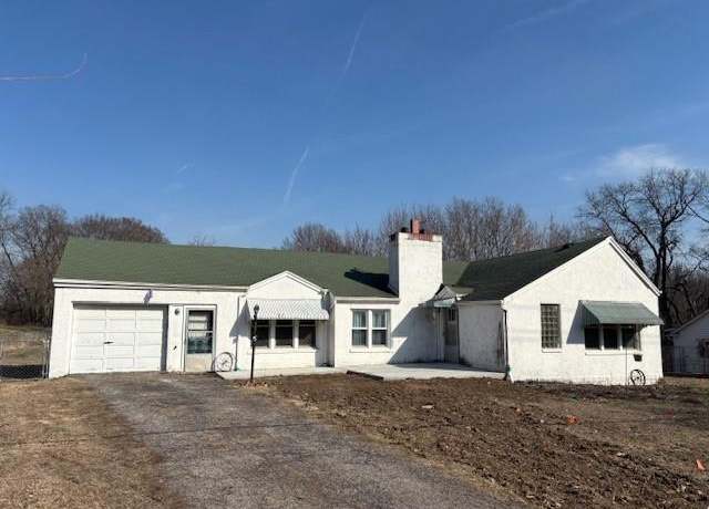 Property at 1710 N. 2nd St, Atchison, KS 66002, 2 beds, 1 bath