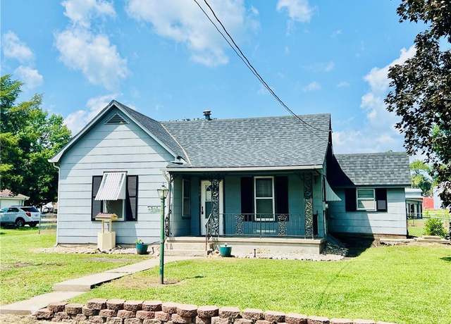 Property at 104 E Wilson St, Corder, MO 64021, 2 beds, 1 bath