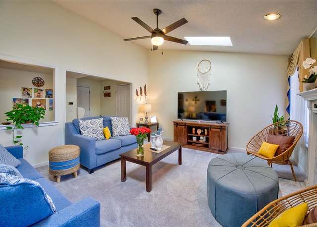 Property at 4009 S Crysler #43 Ave, Independence, MO 64055, 2 beds, 2 baths
