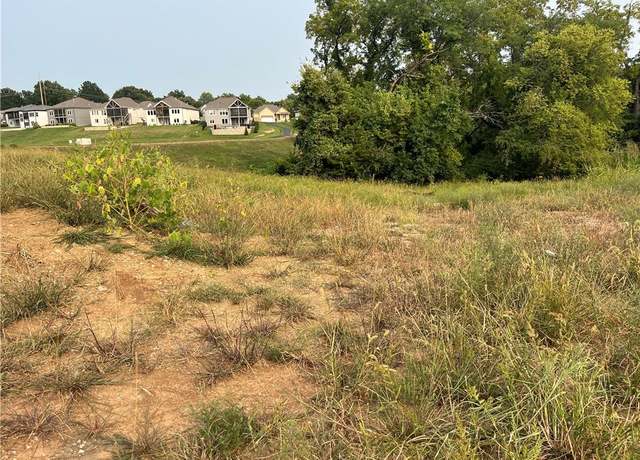Property at 7209 Parkhill St, Shawnee, KS 66216