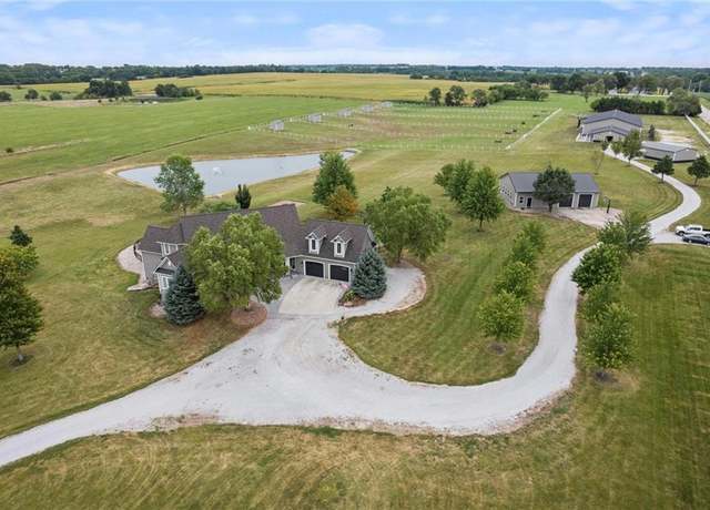 Property at 7845 W 255th St, Louisburg, KS 66053, 5 beds, 4.5 baths