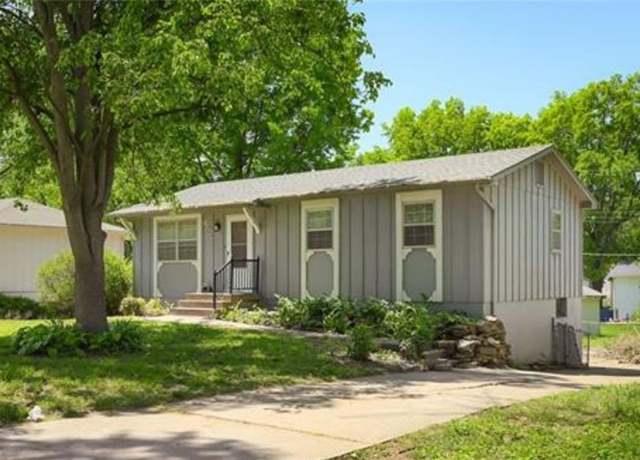 Property at 605 NE Sunnybrook Dr, Blue Springs, MO 64014, 3 beds, 1 bath