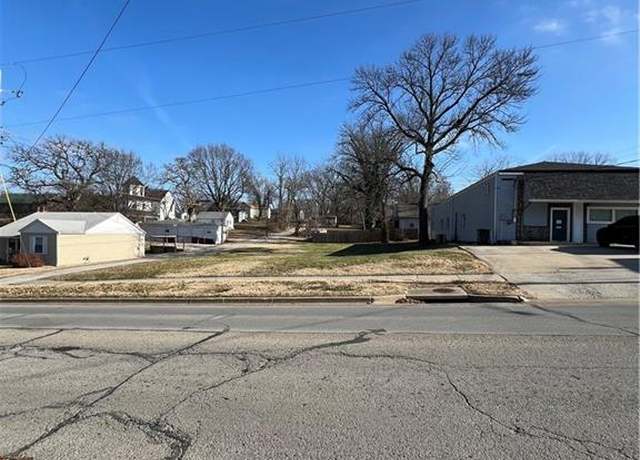 Property at 505 N Holden St, Warrensburg, MO 64093