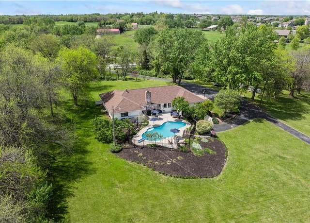 Property at 7225 Gleason Rd, Shawnee, KS 66227, 4 beds, 4 baths