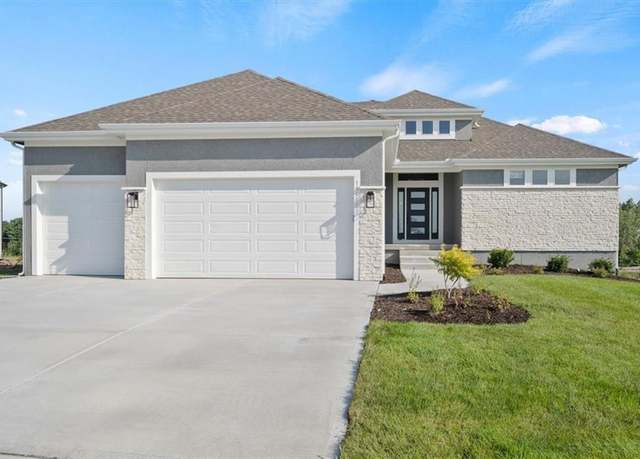 Property at 4552 Aspen Dr, Basehor, KS 66007, 4 beds, 3 baths
