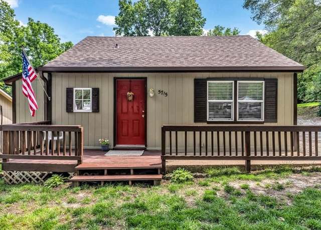 Property at 5715 Parkview Ave, Kansas City, KS 66104, 3 beds, 1 bath