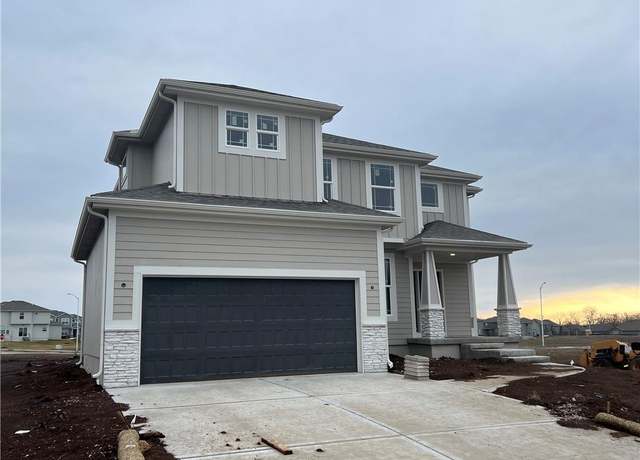 Property at 28321 W 160th Ct, Gardner, KS 66030, 4 beds, 3.5 baths