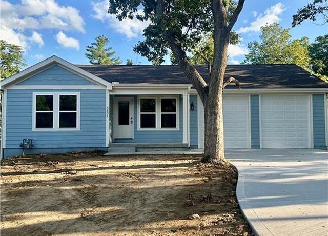 Property at 3601 Locust Ave, Kansas City, KS 66106, 3 beds, 2 baths