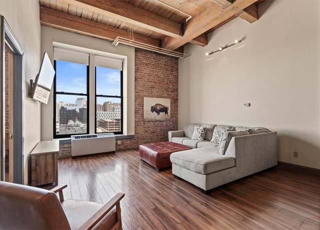 Property at 308 W 8th St #414, Kansas City, MO 64105, 1 bed, 1 bath