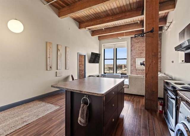 Property at 308 W 8th St #414, Kansas City, MO 64105, 1 bed, 1 bath