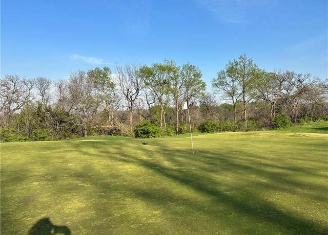 Property at 9220 Woodland Rd, Lenexa, KS 66220