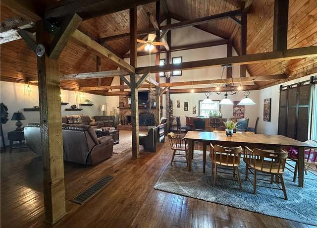 Property at 19319 Old Bb Hwy, Holt, MO 64048, 4 beds, 3 baths