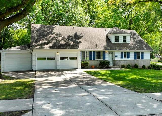 Property at 9431 Russell St, Overland Park, KS 66212, 4 beds, 4.5 baths