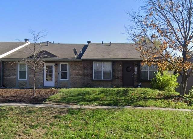 Property at 8209 NW Mace Rd, Kansas City, MO 64152, 2 beds, 2 baths