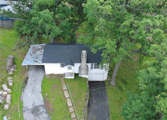 Property at 26279 Waterview Dr, Warsaw, MO 65355, 2 beds, 1 bath
