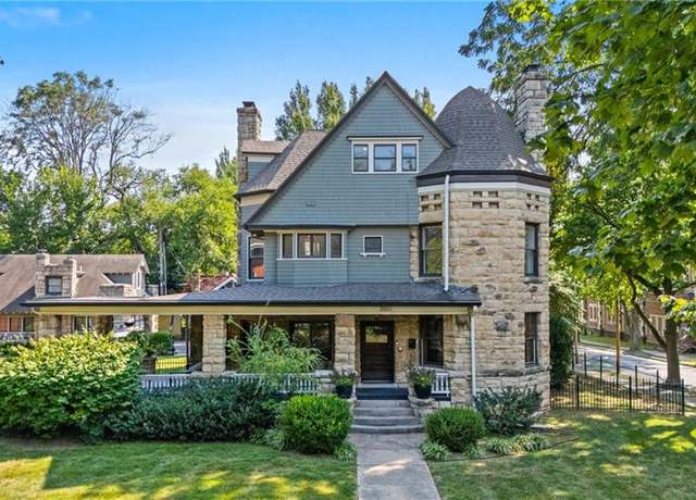 Property at 3501 Gladstone Blvd, Kansas City, MO 64123, 5 beds, 5 baths