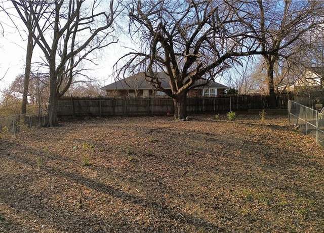 Property at 410 S Forest St, Independence, MO 64054