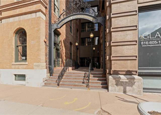 Property at 308 W 8th St #505, Kansas City, MO 64105, 1 bed, 1 bath