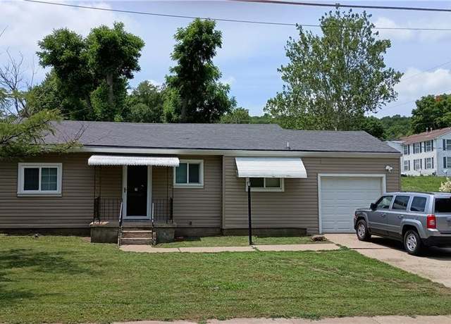 Property at 107 N 20th St, Leavenworth, KS 66048, 2 beds, 1.5 baths