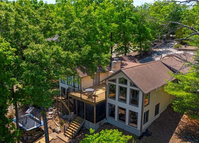 Property at 164 Timber Ridge Ln, Lake Ozark, MO 65049, 6 beds, 4.5 baths