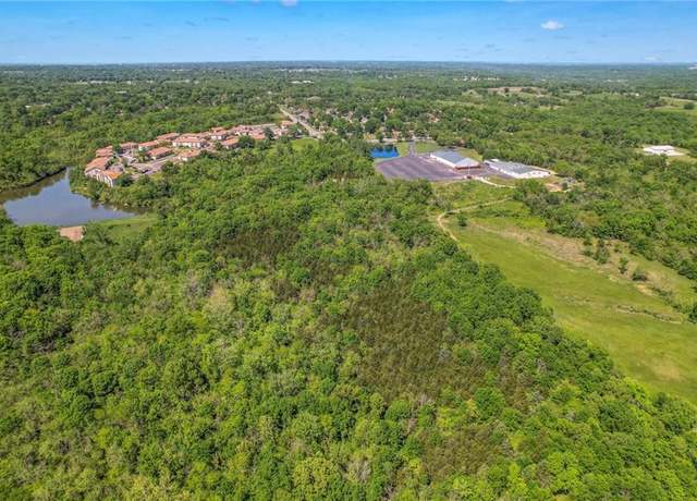 Property at View High Dr Dr, Kansas City, MO 64134
