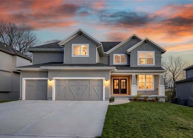 Property at 20487 W 108th St, Olathe, KS 66061, 5 beds, 4 baths