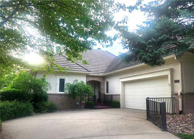 Property at 4631 N Holly Ct, Kansas City, MO 64116, 3 beds, 2.5 baths