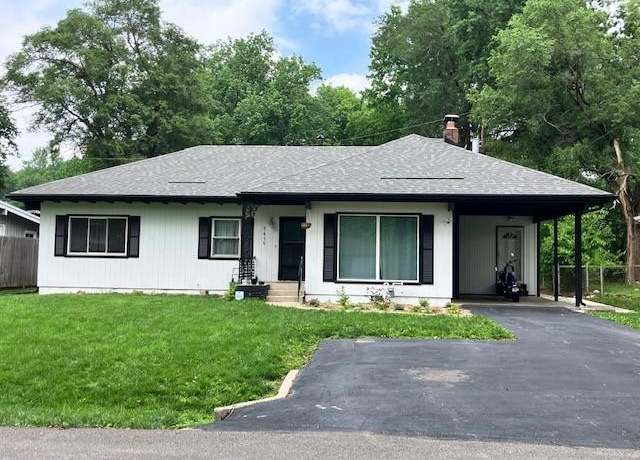 Property at 6416 Roswell Ave, Kansas City, KS 66104, 3 beds, 1.5 baths