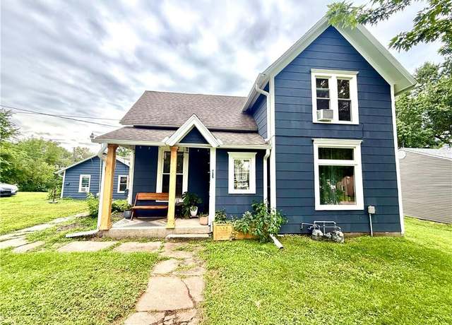 Property at 522 W Cooper St, Maryville, MO 64468, 4 beds