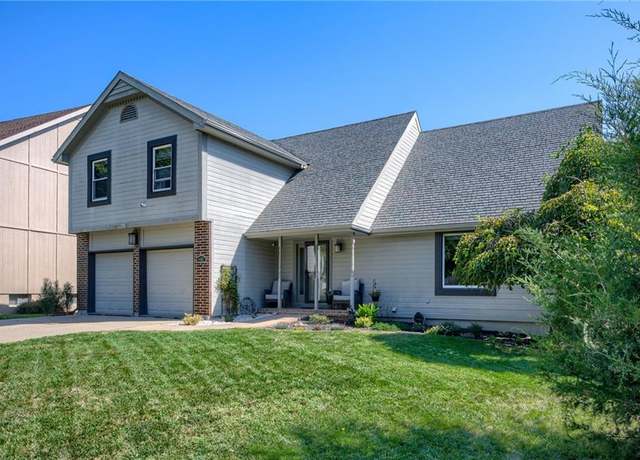 Property at 4409 NW 64th Ter, Kansas City, MO 64151, 4 beds, 3.5 baths