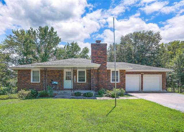 Property at 7409 High Grove Rd, Grandview, MO 64030, 2 beds, 1 bath