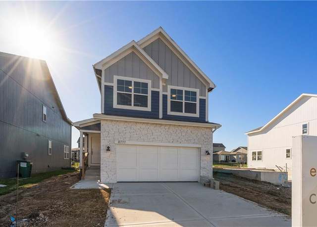 Property at 8825 SW 10th St, Blue Springs, MO 64064, 4 beds, 2.5 baths