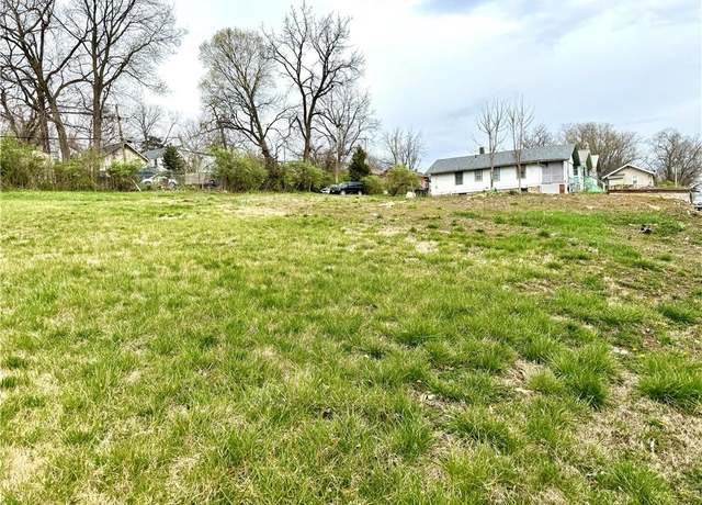 Property at 5212 Indiana Ave, Kansas City, MO 64130
