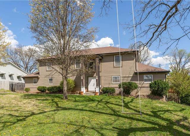Property at 7411 Manchester Ave, Kansas City, MO 64133, 6 beds, 2 baths