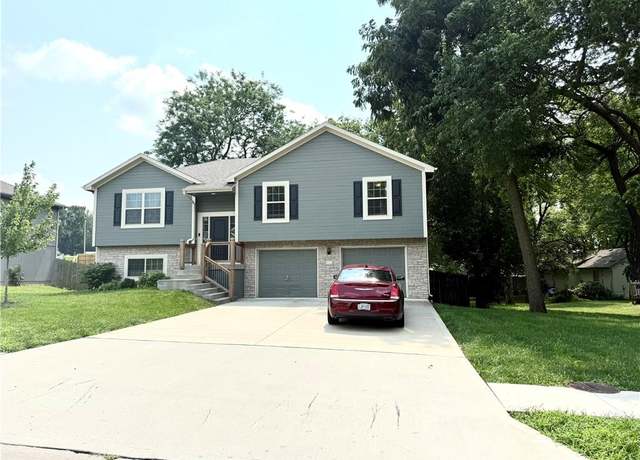 Property at 623 Autumn Dr, Belton, MO 64012, 4 beds, 3 baths