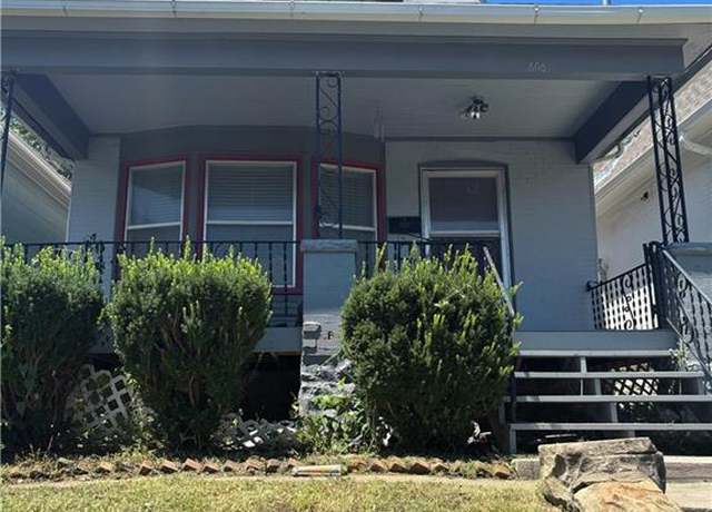 Property at 508 Brooklyn Ave, Kansas City, MO 64124, 3 beds, 2 baths