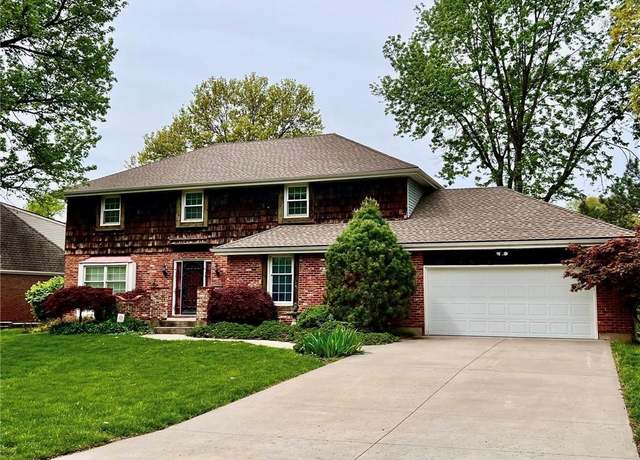 Property at 4336 S Dover Ave, Independence, MO 64055, 5 beds, 2.5 baths
