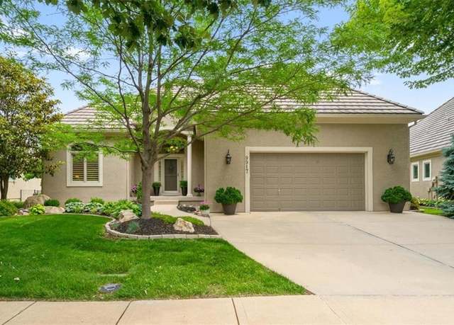 Property at 9917 Fountain Cir, Lenexa, KS 66220, 4 beds, 3.5 baths