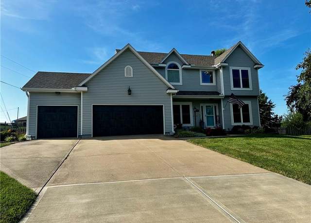 Property at 17933 157th Ter, Basehor, KS 66007, 4 beds, 2.5 baths