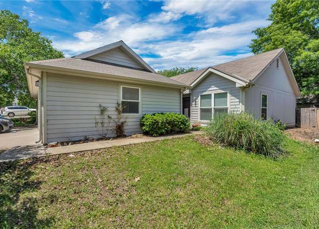 Property at 2516 Crestline Ct, Lawrence, KS 66047, 2 beds, 2 baths